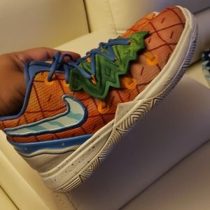 Kyrie Sponge Bob PS size 2.5